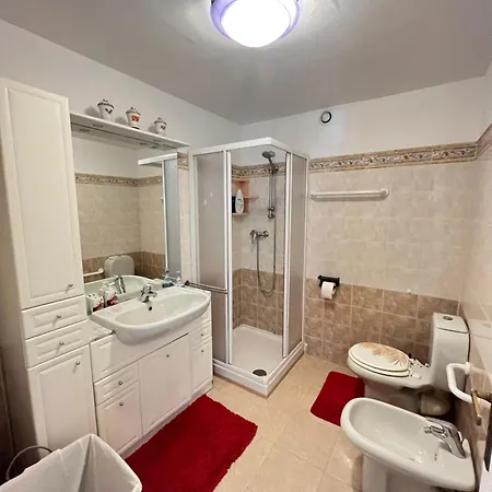15 Porte De France , Menton